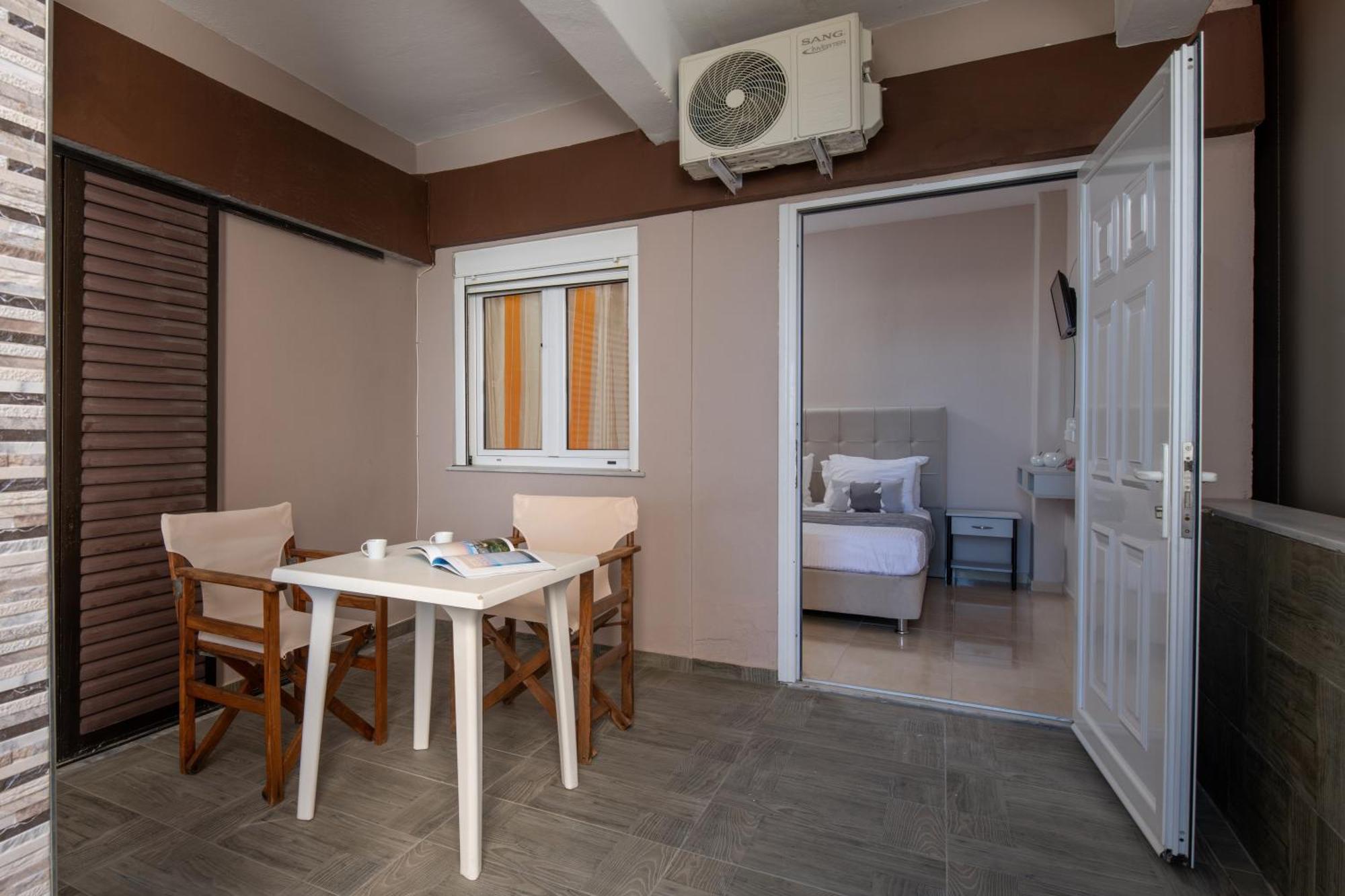 Ferienwohnung House Giota Sarti Zimmer foto